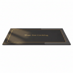 Tapis de cuisine noir bordure dorée Time for Cooking sur fond blanc avec ombre douce