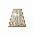 Tapis de cuisine motif carreaux méditerranéen sur fond blanc avec ombre douce