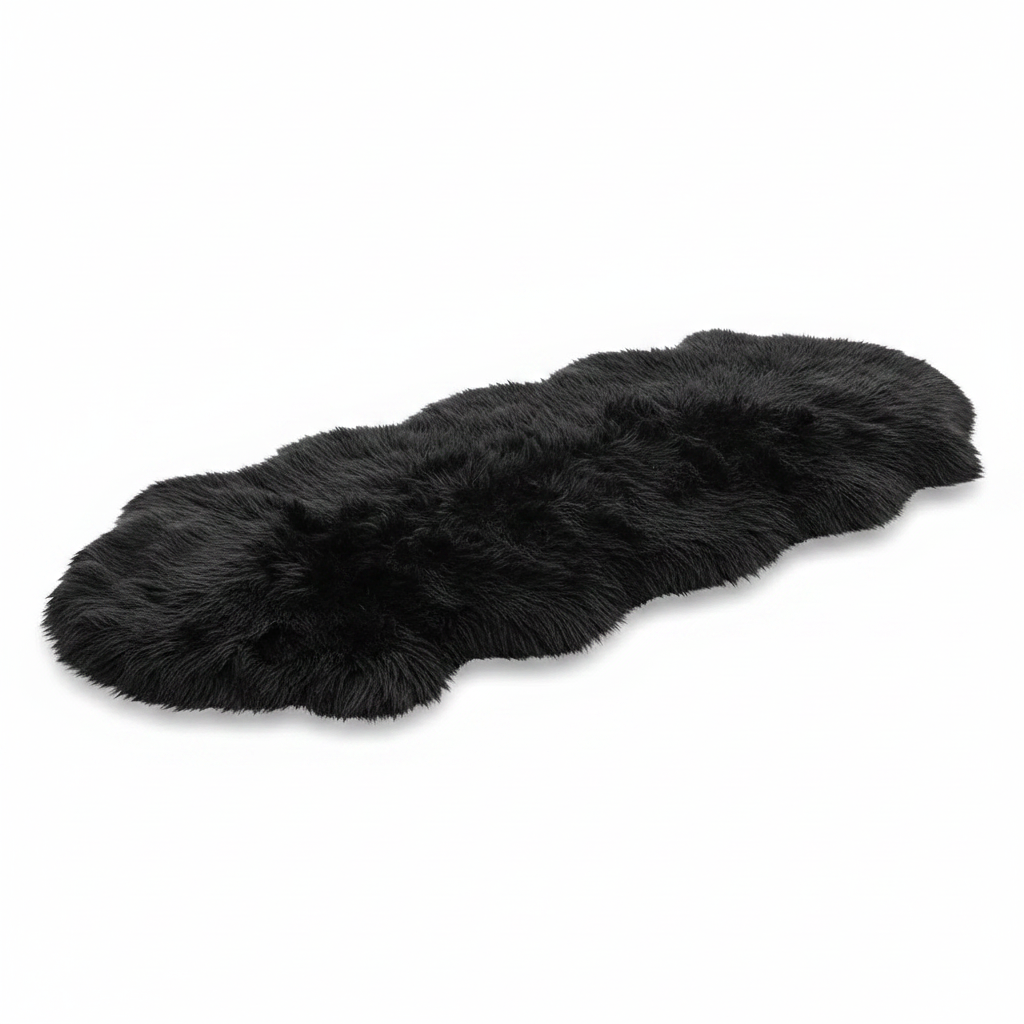 Tapis fausse fourrure noir sur fond blanc avec ombre douce