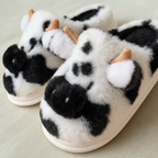 Pantoufles en fourrure tachetées Noir et Blanc de vache Mignone