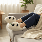 Pantoufles panda câlin en pousse de bambou pour un confort doux et chaleureux
