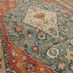 Tapis Berbère Floral en Losange - Élégance et Authenticité