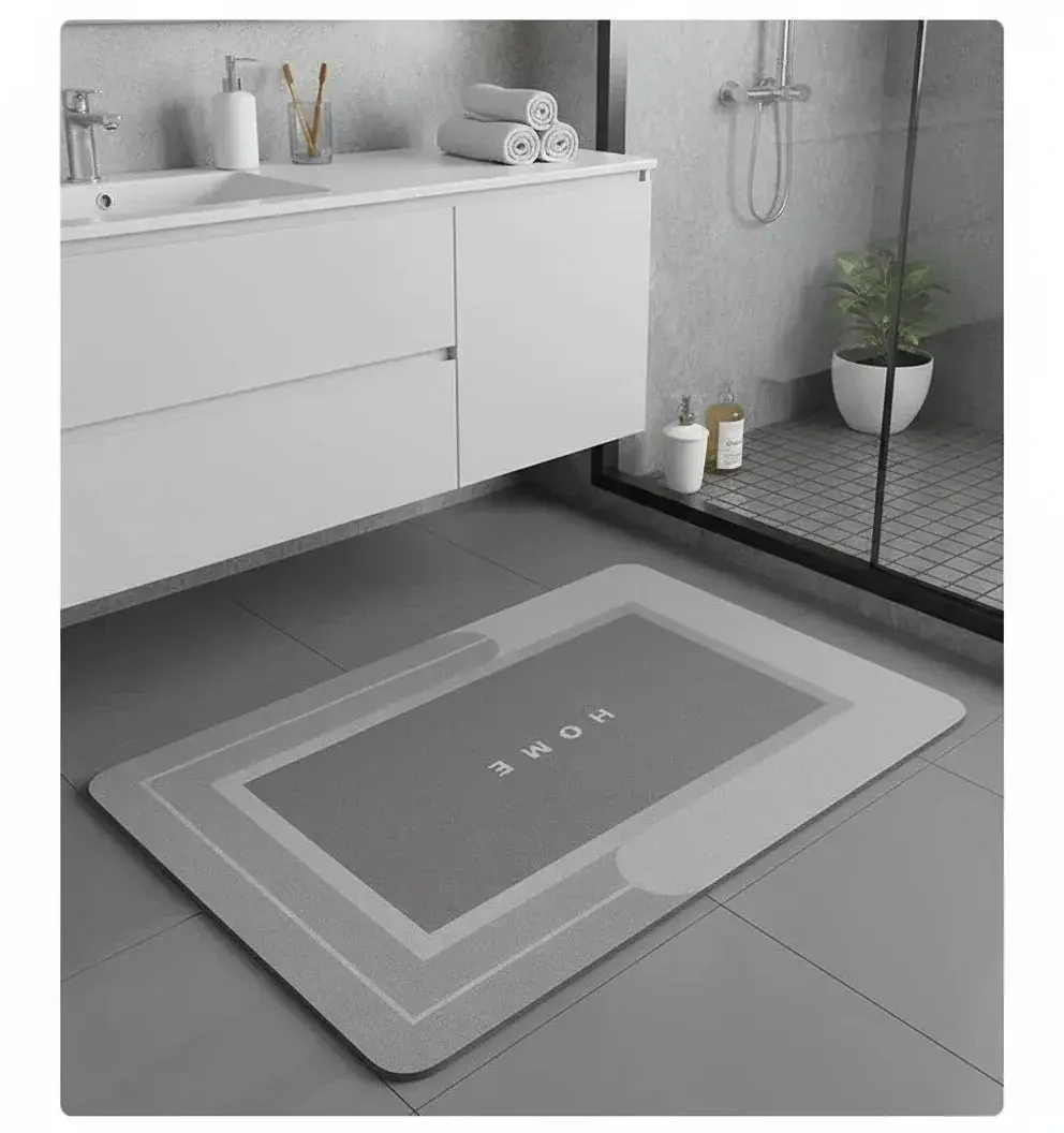 Tapis de bain séchage rapide gris pour une salle de bain